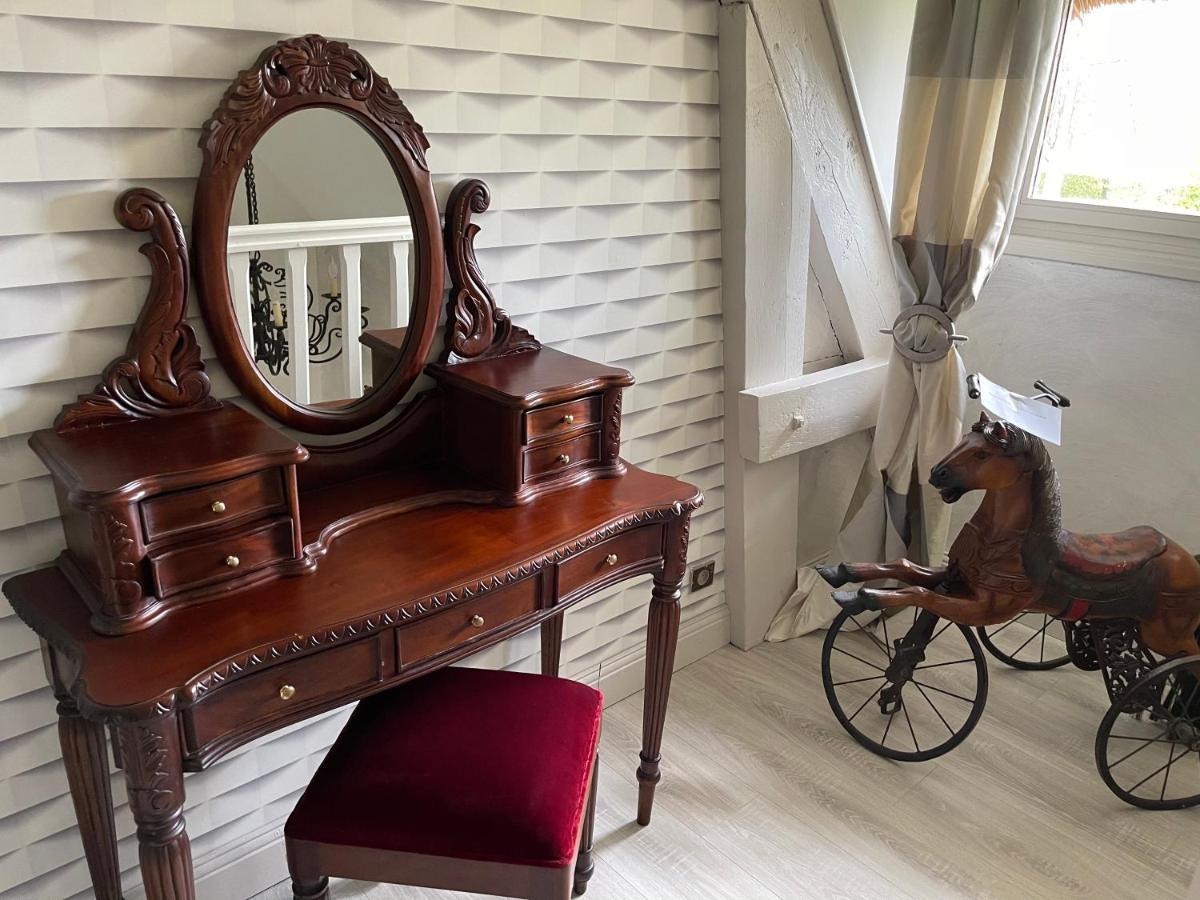 Villa la p’tite chaumière à Forges-les-Eaux Extérieur photo