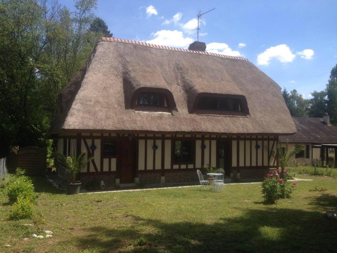 Villa la p’tite chaumière à Forges-les-Eaux Extérieur photo
